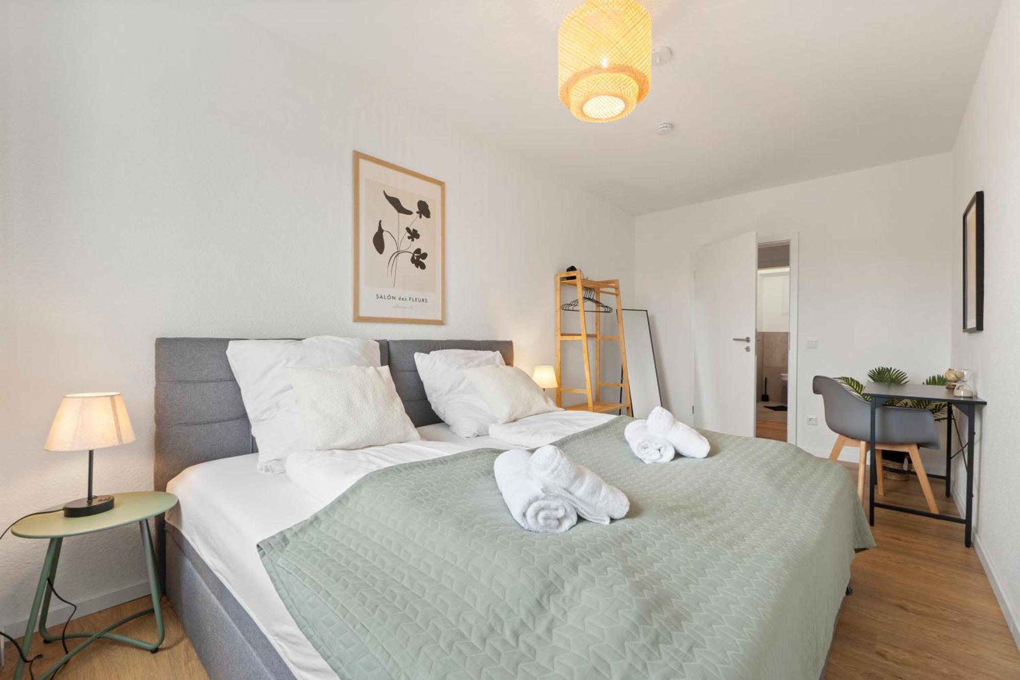 *Top* Moderne Wohnung - Naehe Koeln: Dom, Messe, Flughafen, Lanxess-Arena Bergisch Gladbach Kültér fotó